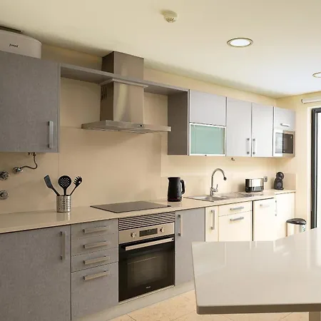 Joy Forum I * Funchal